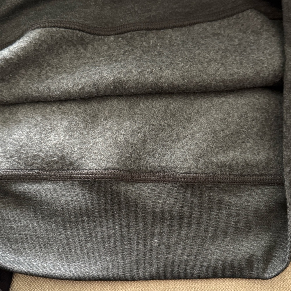 Men's USA Charcoal Fleece Hoodie NWT - Size M - Picture 9 of 9